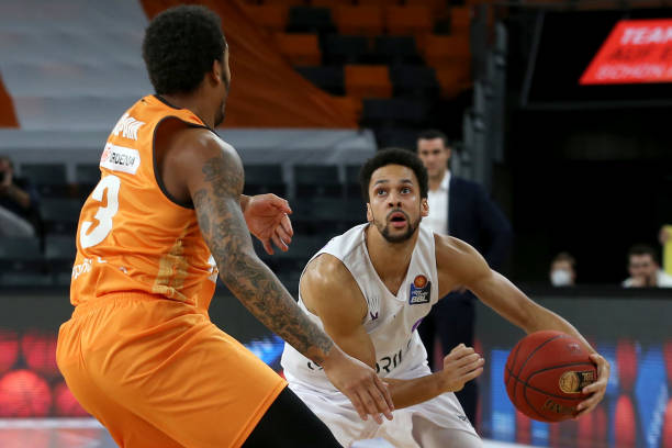 在收到队友 在收到队友